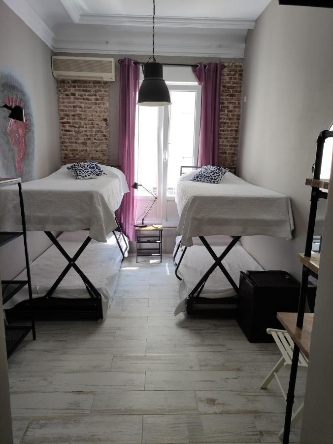 Hostal Hispalense มาดริด ภายนอก รูปภาพ
