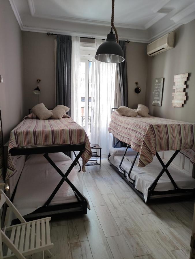 Hostal Hispalense มาดริด ภายนอก รูปภาพ