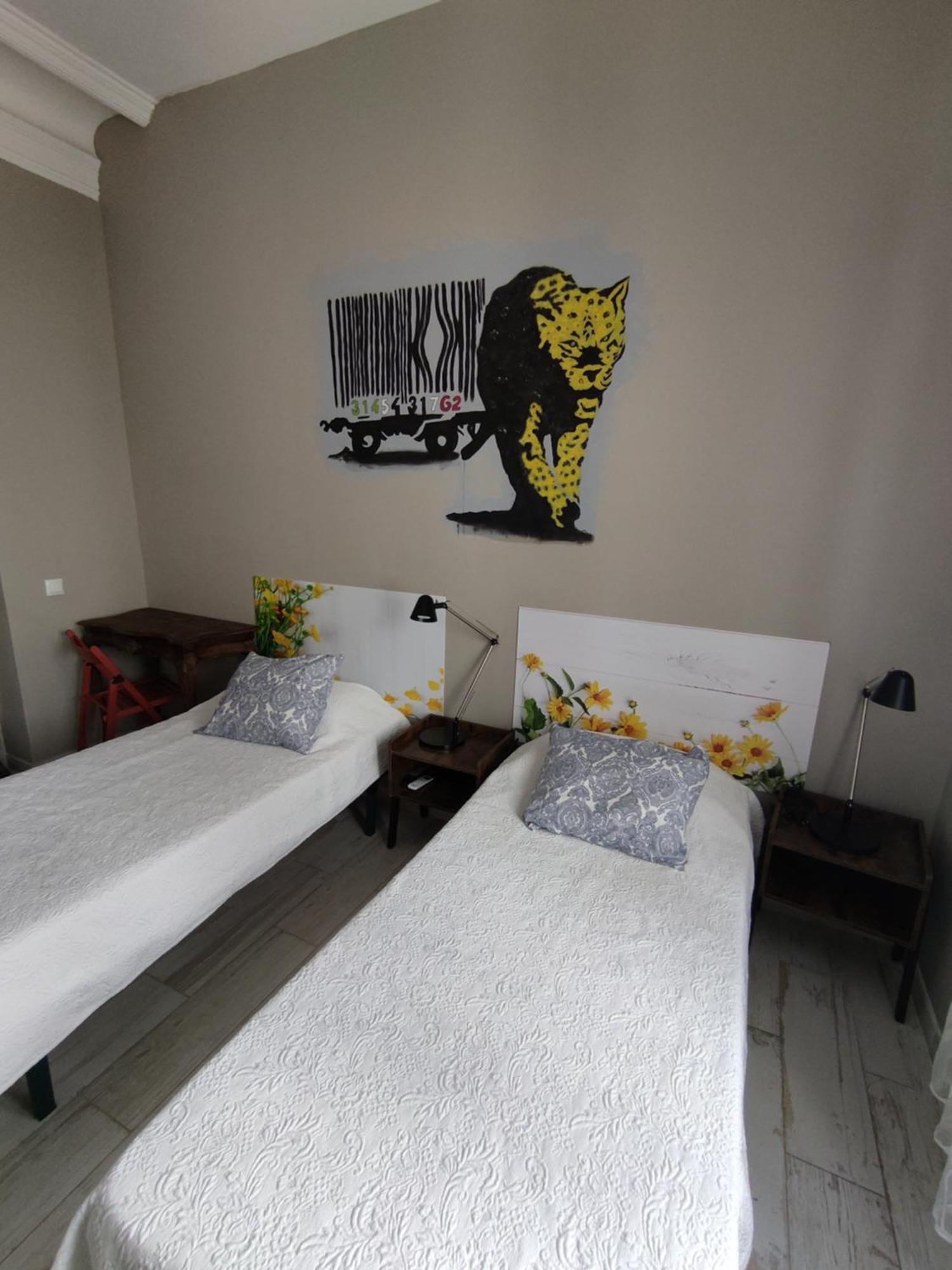 Hostal Hispalense มาดริด ภายนอก รูปภาพ