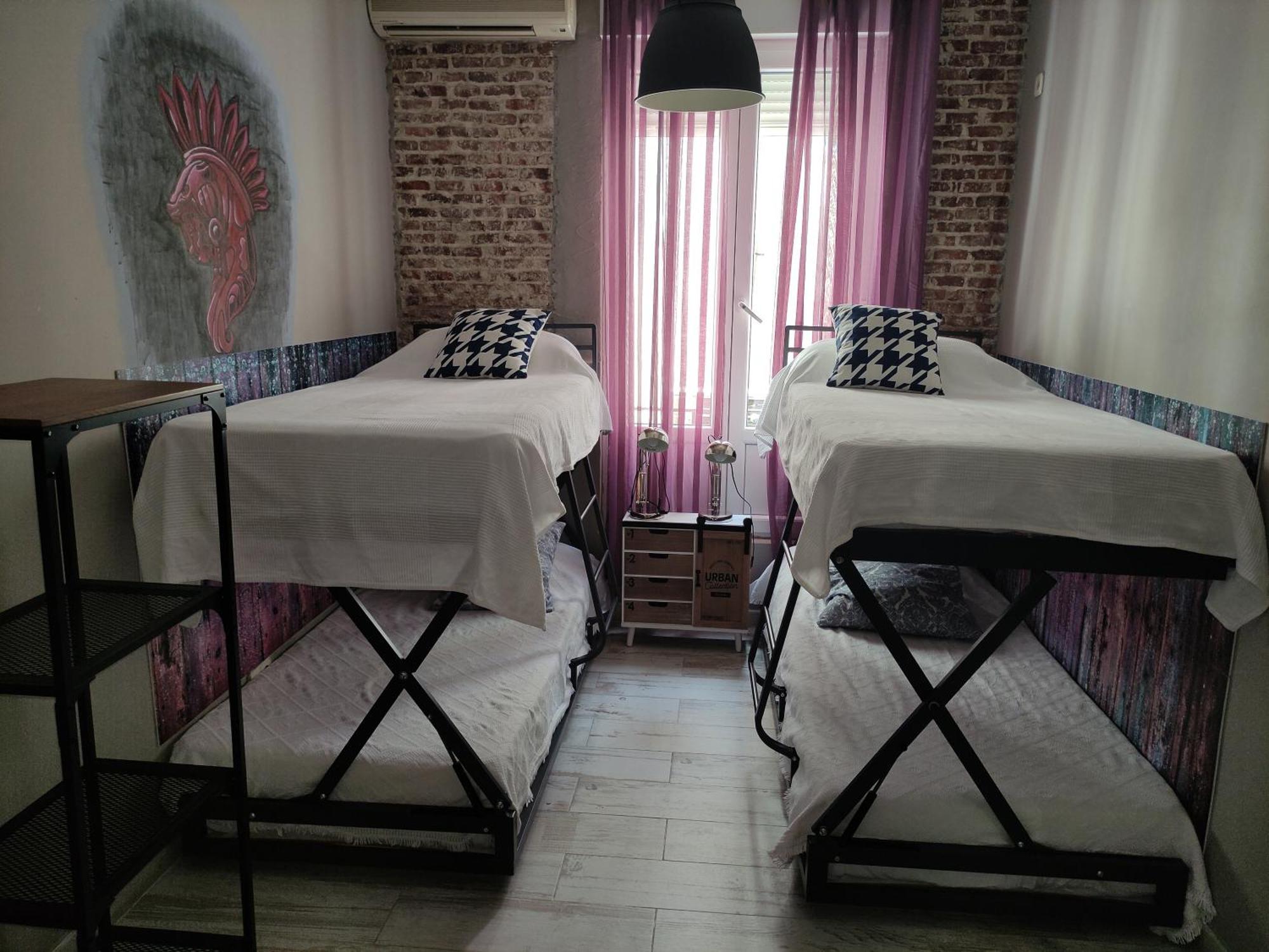 Hostal Hispalense มาดริด ภายนอก รูปภาพ