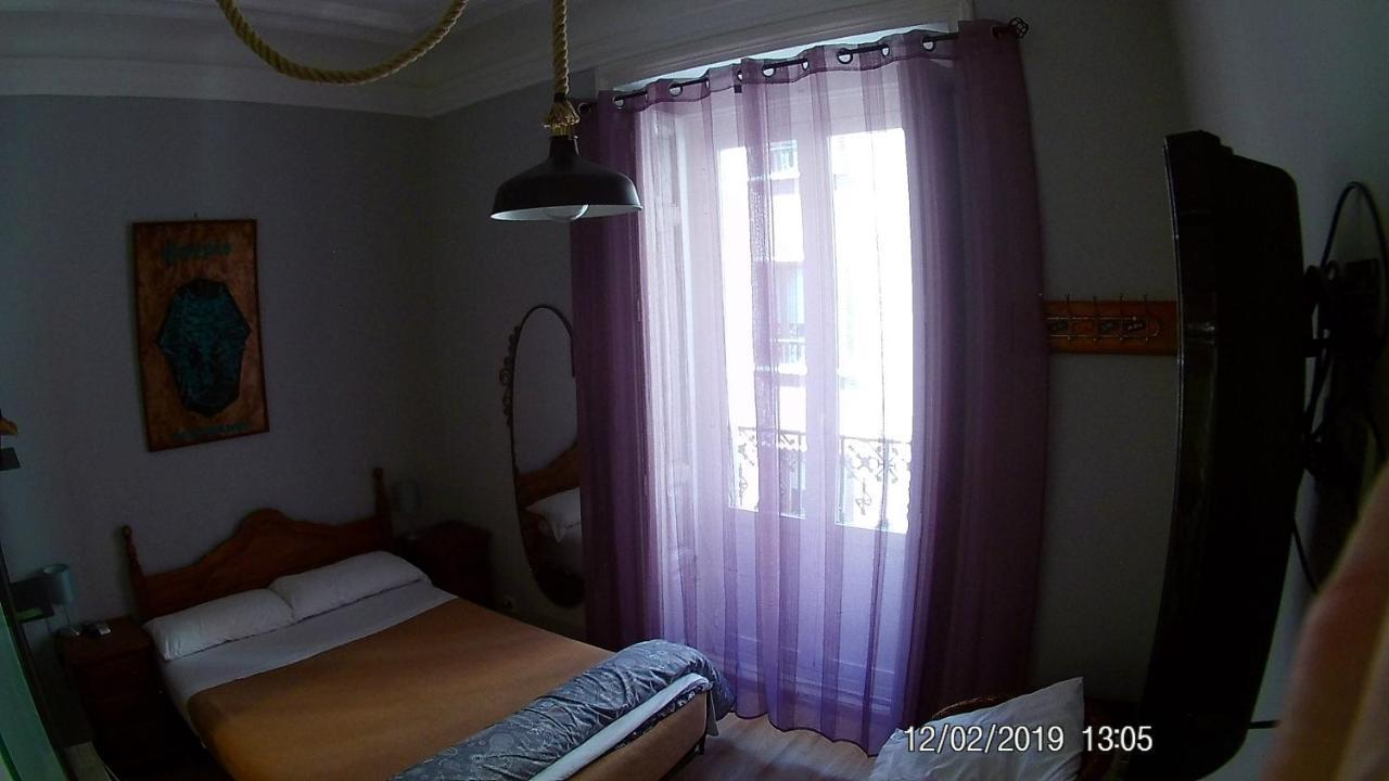 Hostal Hispalense มาดริด ภายนอก รูปภาพ